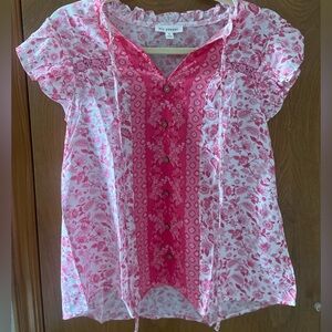 Pink floral ruffle short sleeve blouse, size small.